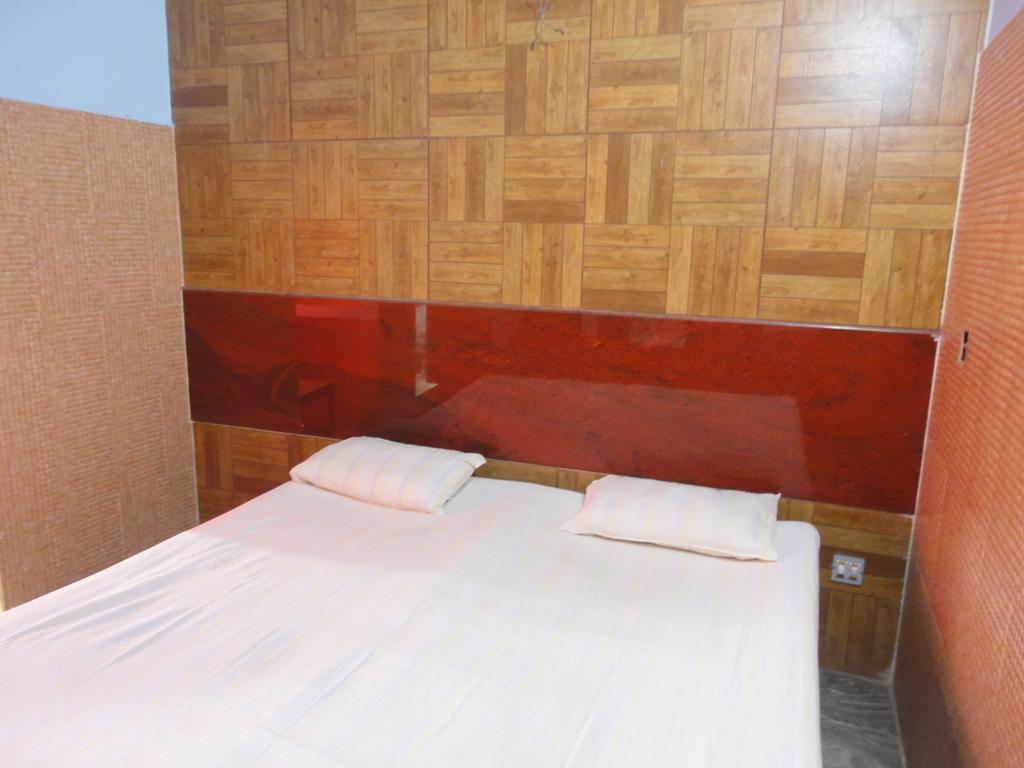 Hotel Rehoboth Kanyakumari Room photo